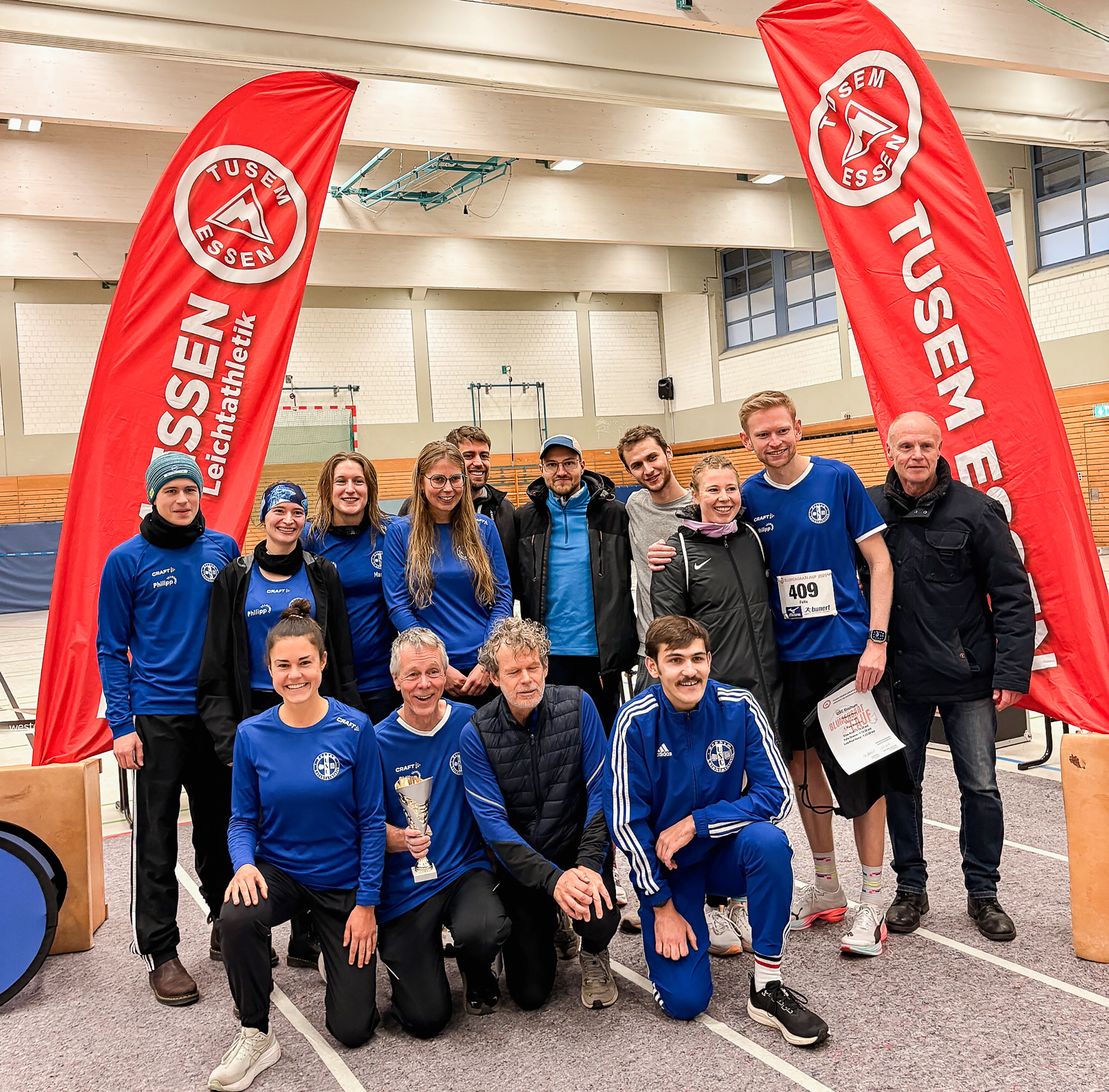 Gesamte-Poetschickgruppe-300-22.11.2025