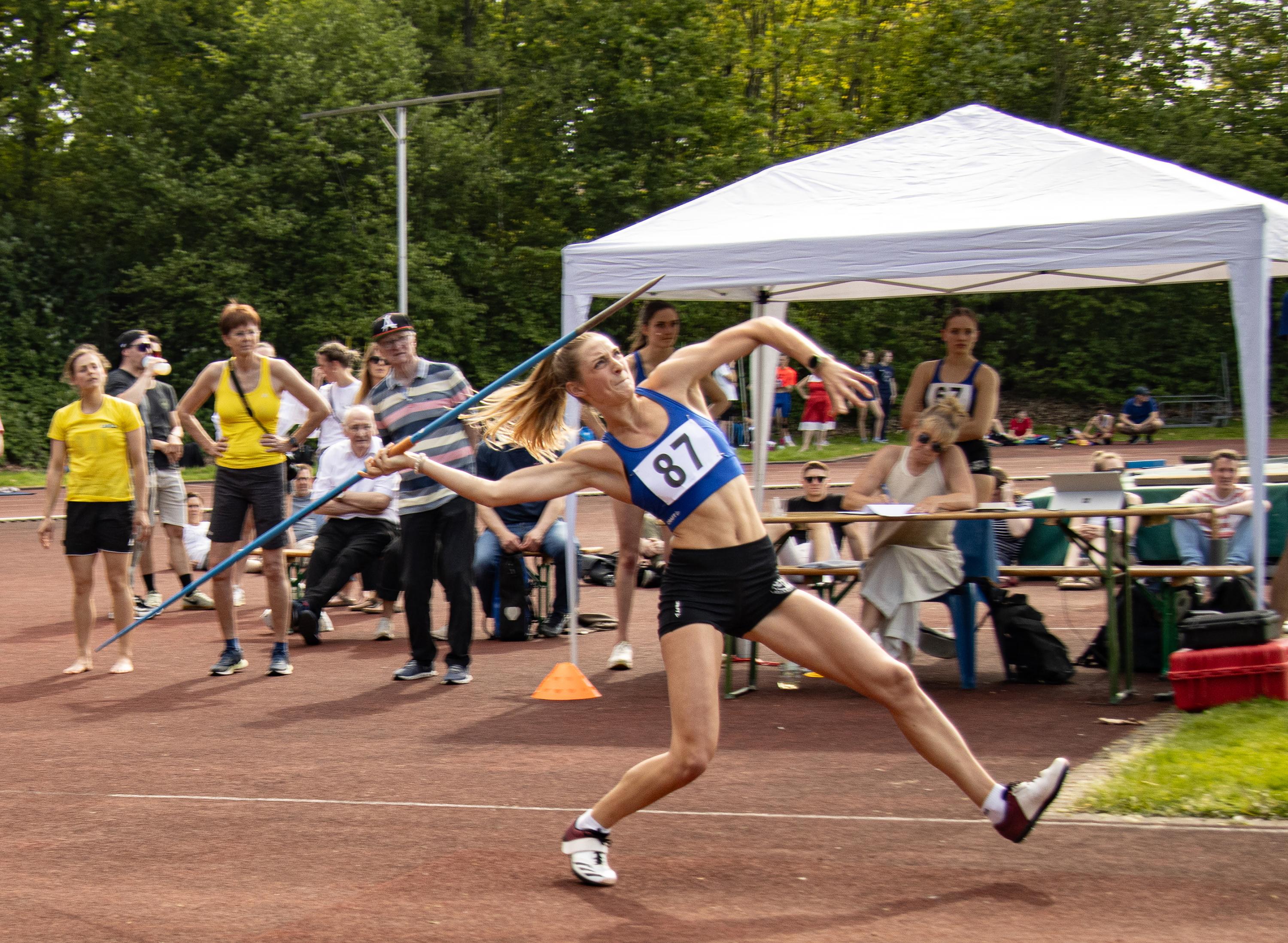 Speerwurf-Carina-Keilmann-2-300-ae-6421