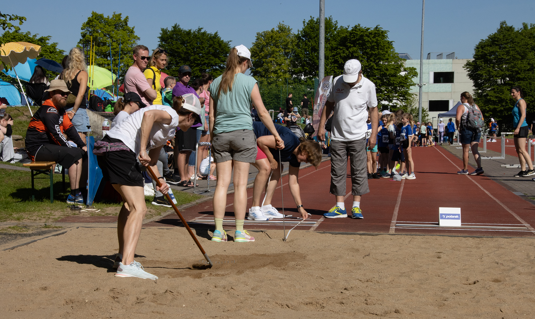 Weitsprung-Helfer-2025-05-01-300-7246
